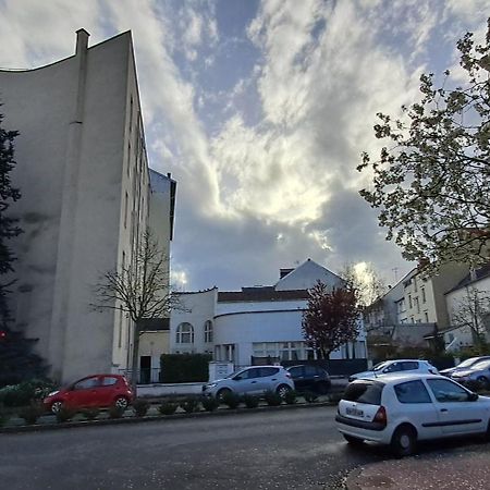 Chez Lolo Apartment Vichy Exterior foto